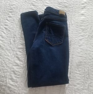 High Waisted Jegging